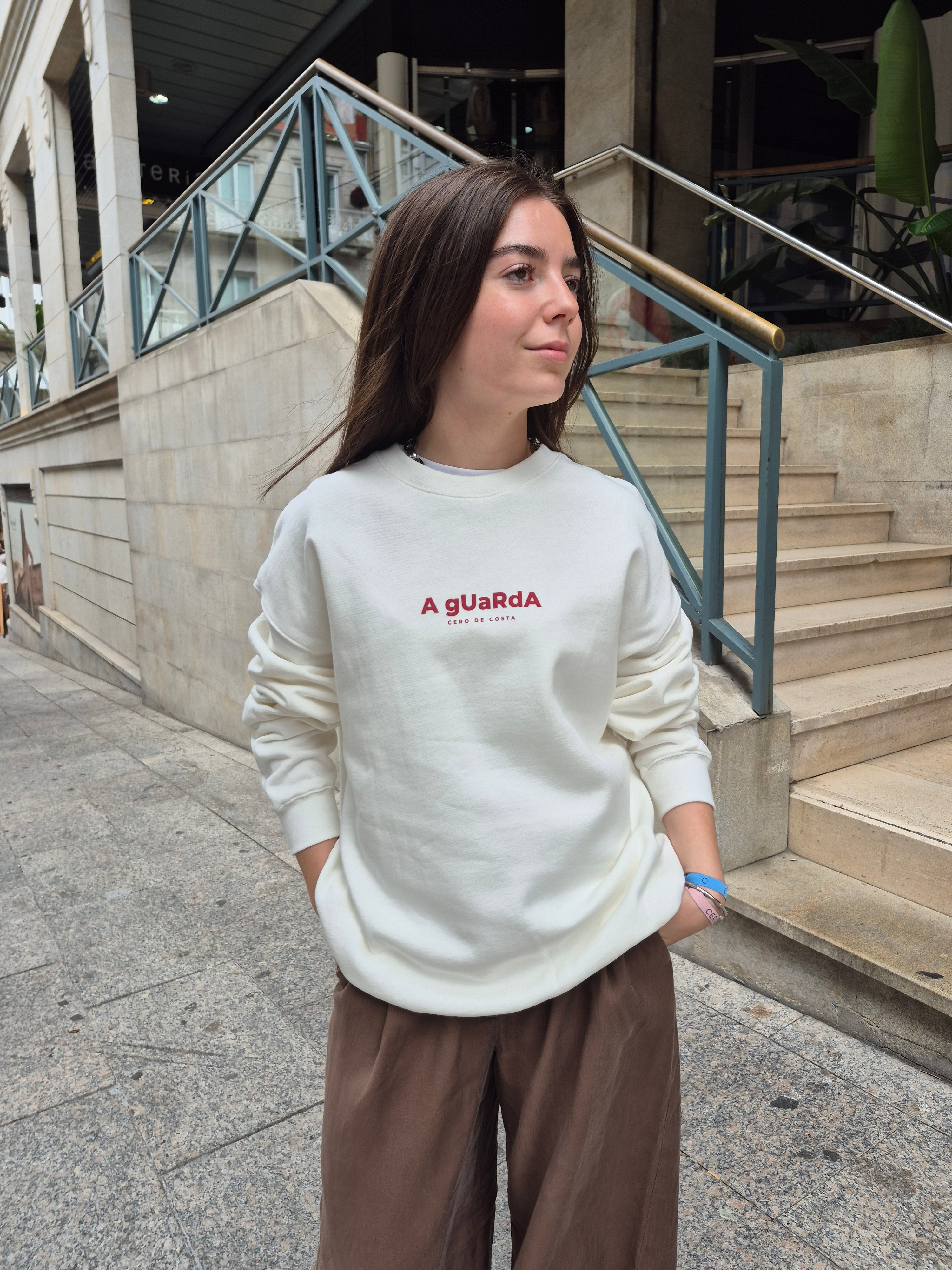 SUDADERA A GUARDA BLANCO/ROJO