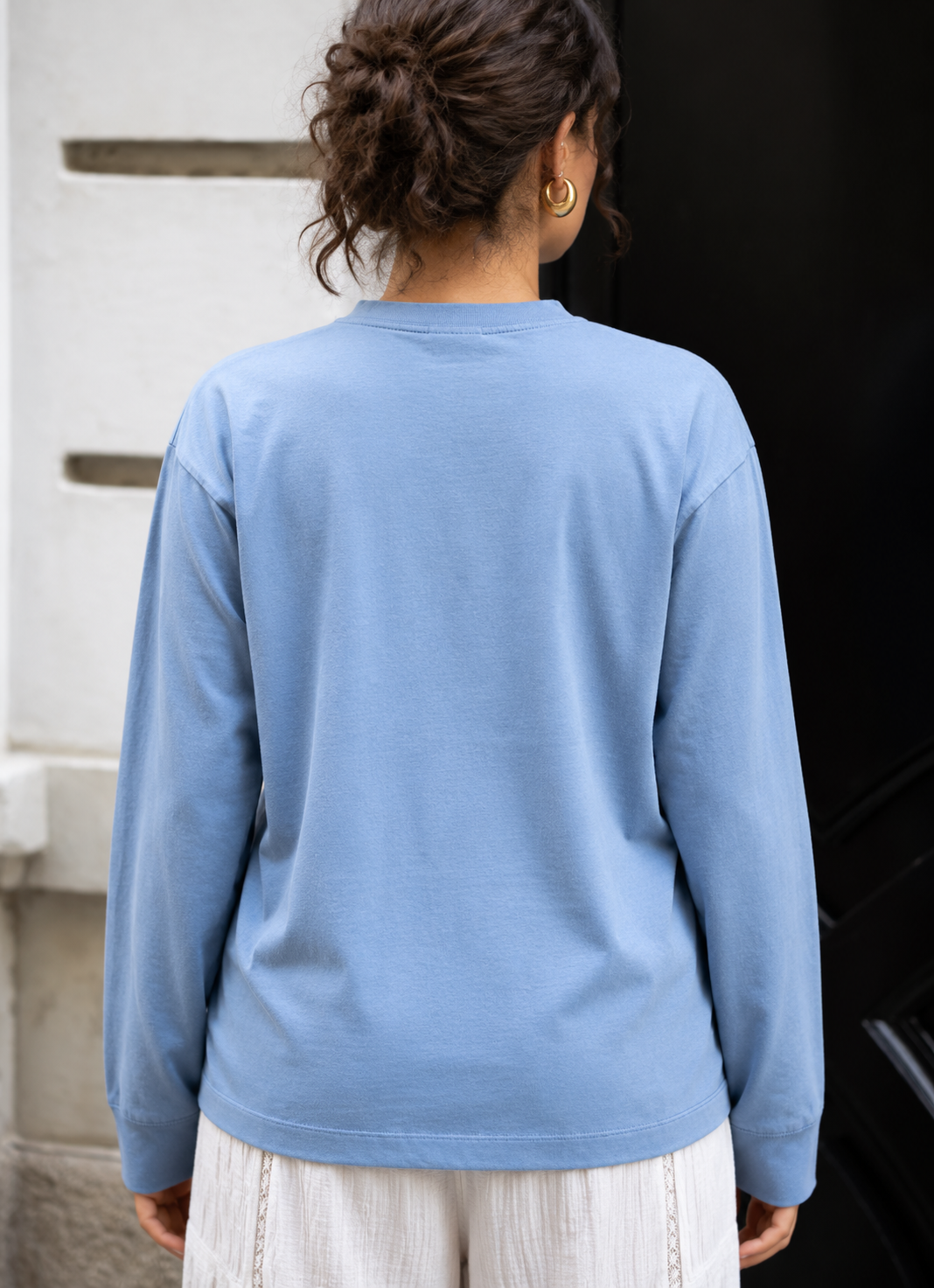 T-SHIRT AZUL/BEGE "ASSINATURA" MANGA COMPRIDA